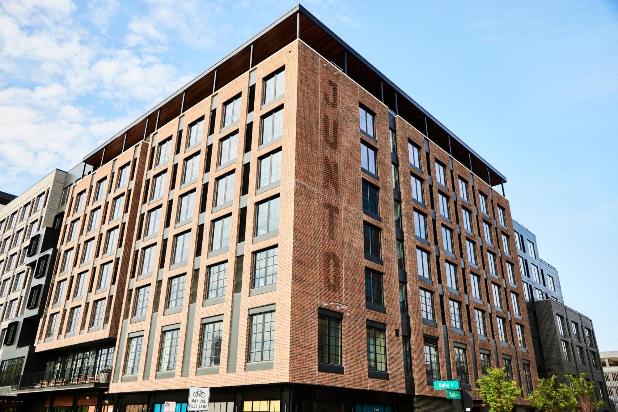 The Junto Hotel Колумбус Экстерьер фото